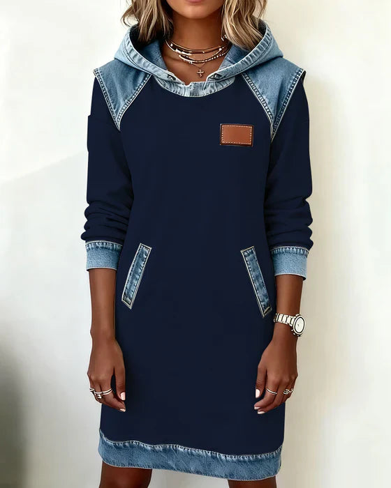 Lunariae – Modernes Kapuzenkleid
