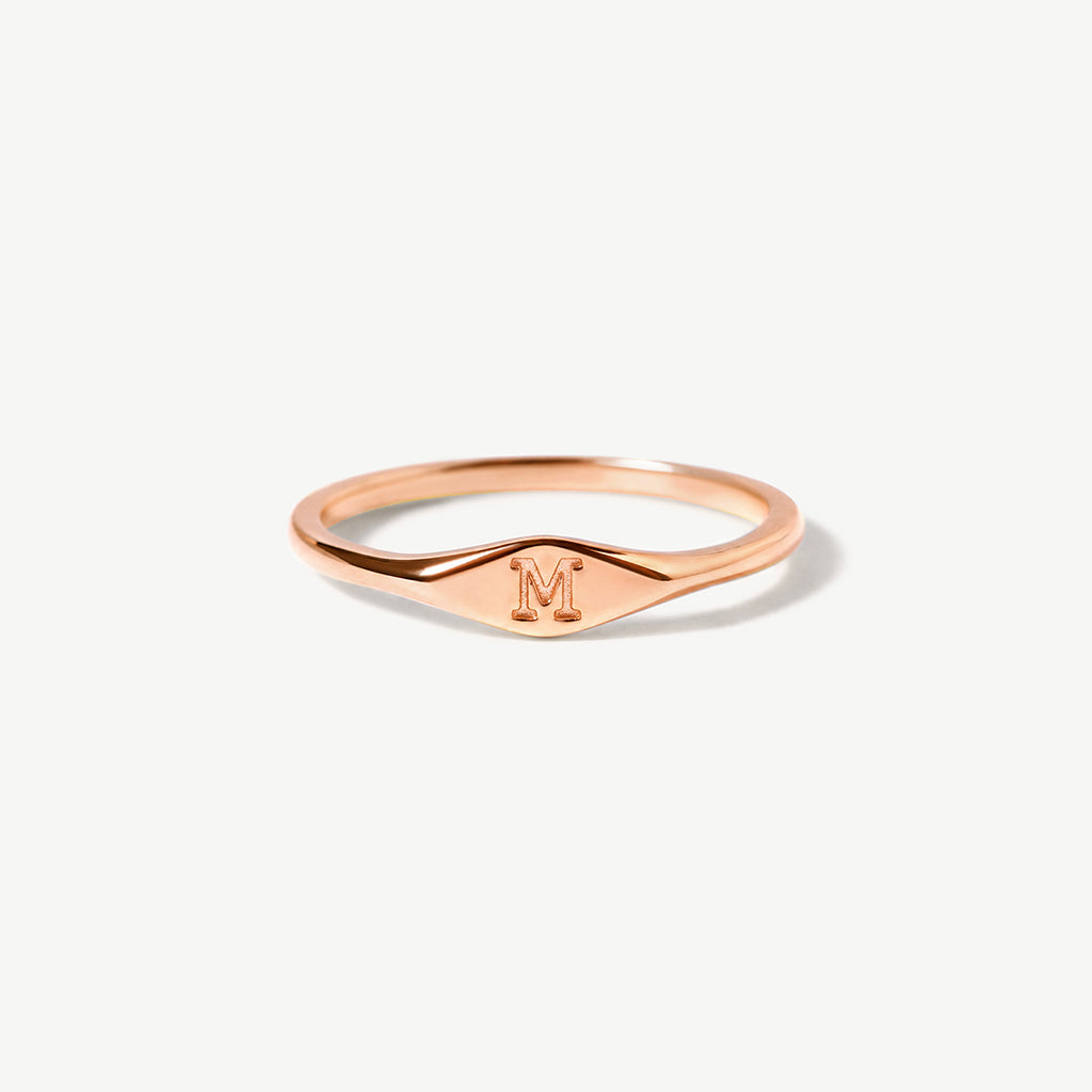 Zarte Initialring
