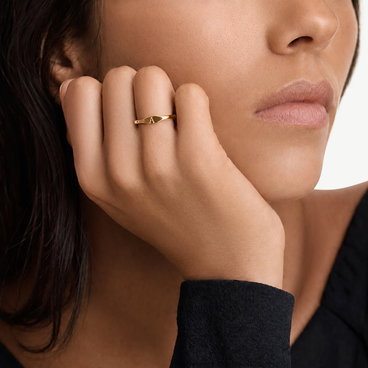 Zarte Initialring