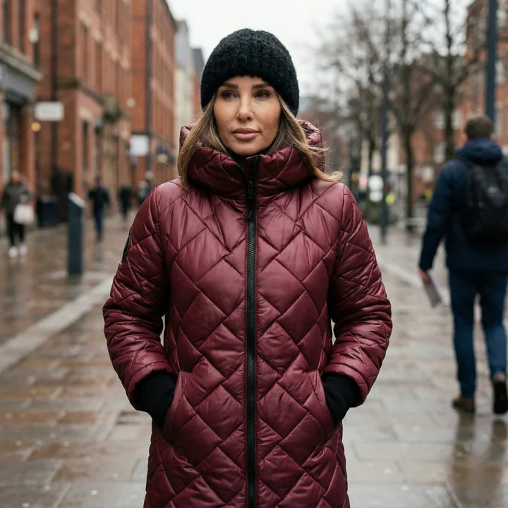 Claire Langer gequilteter Kapuzenmantel
