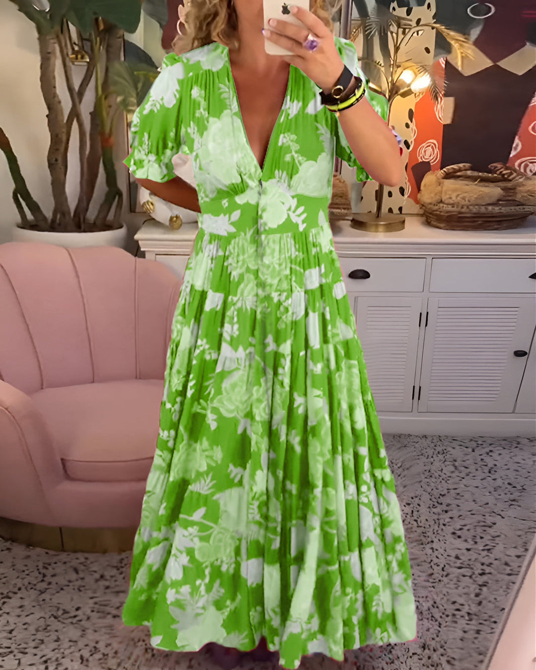 Gigi – Lässige Blumen-Eleganz