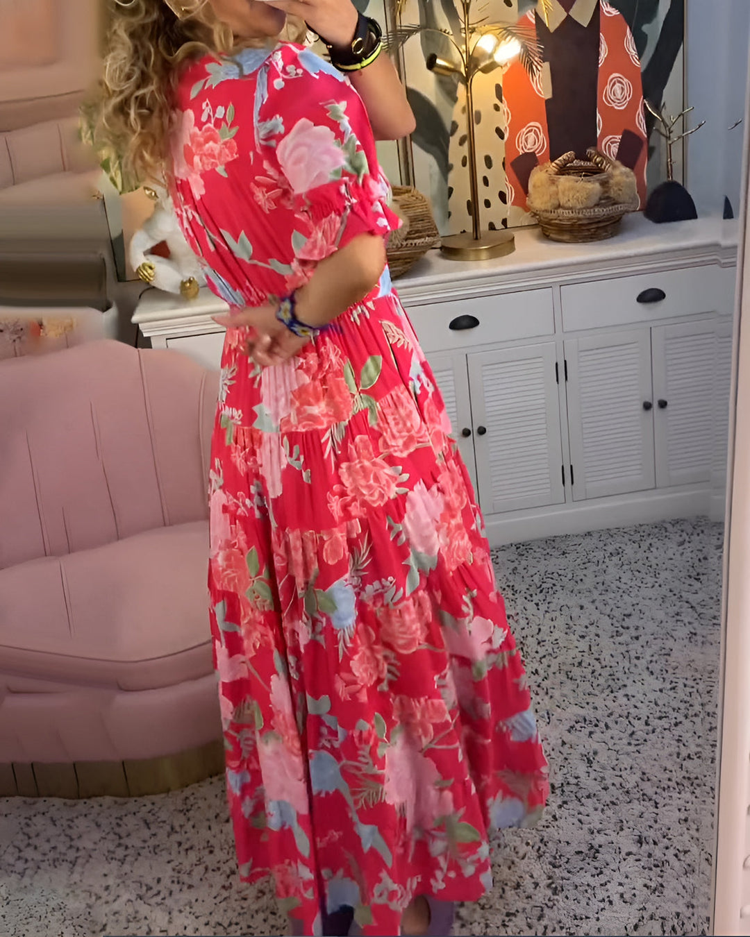 Gigi – Lässige Blumen-Eleganz