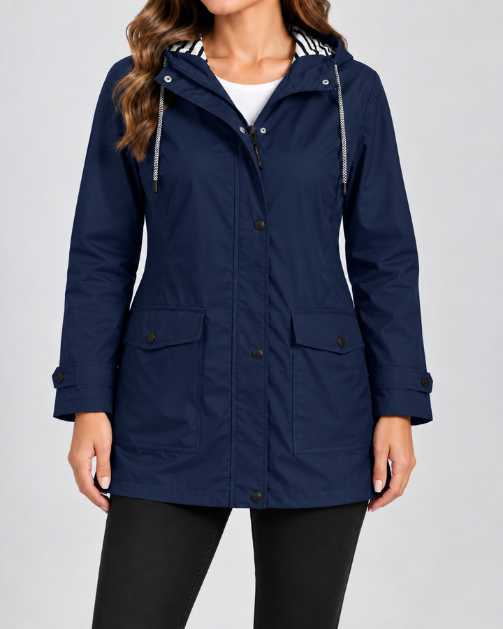 Wasserdichte Jacke mit Kapuze