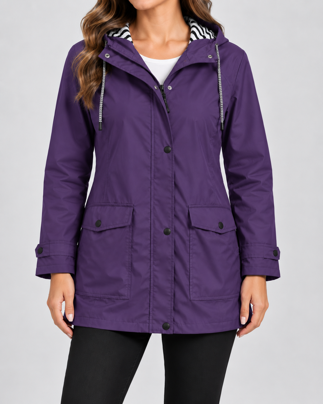 Wasserdichte Jacke mit Kapuze
