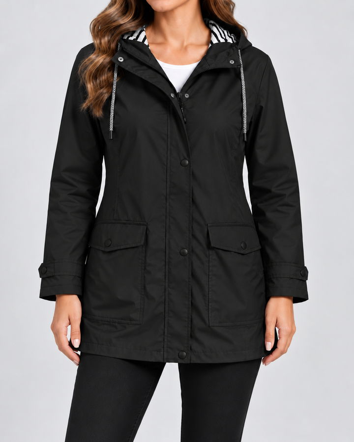 Wasserdichte Jacke mit Kapuze