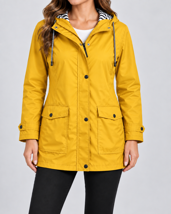Wasserdichte Jacke mit Kapuze
