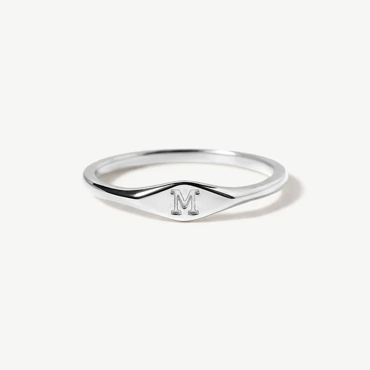 Zarte Initialring