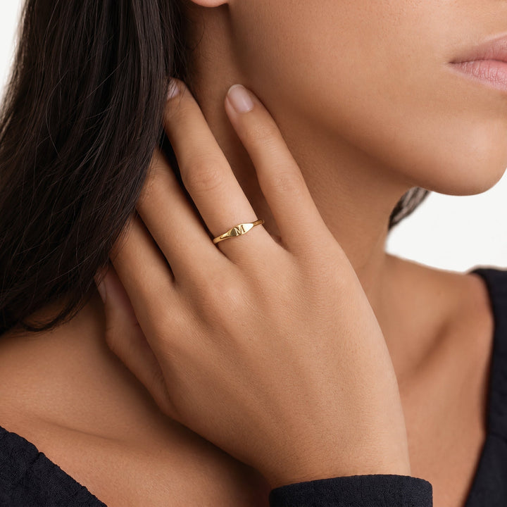 Zarte Initialring