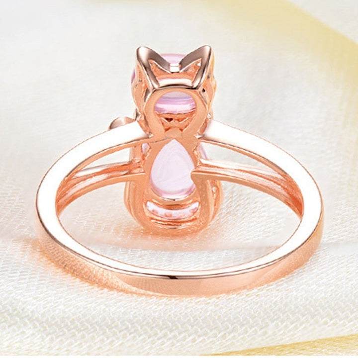 Ring mit Katze aus roségold
