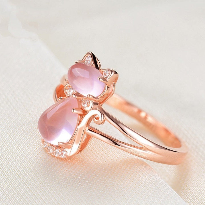 Ring mit Katze aus roségold