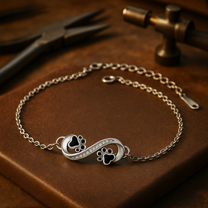 Armband mit Unendlichkeitssymbol, Anhänger mit Pfotenabdruck und Zirkonia