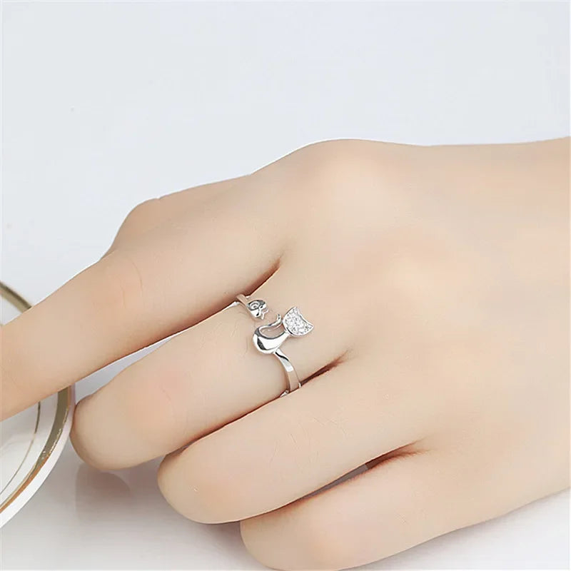 Offener Ring mit süßem Katzenmotiv – Zirkonia