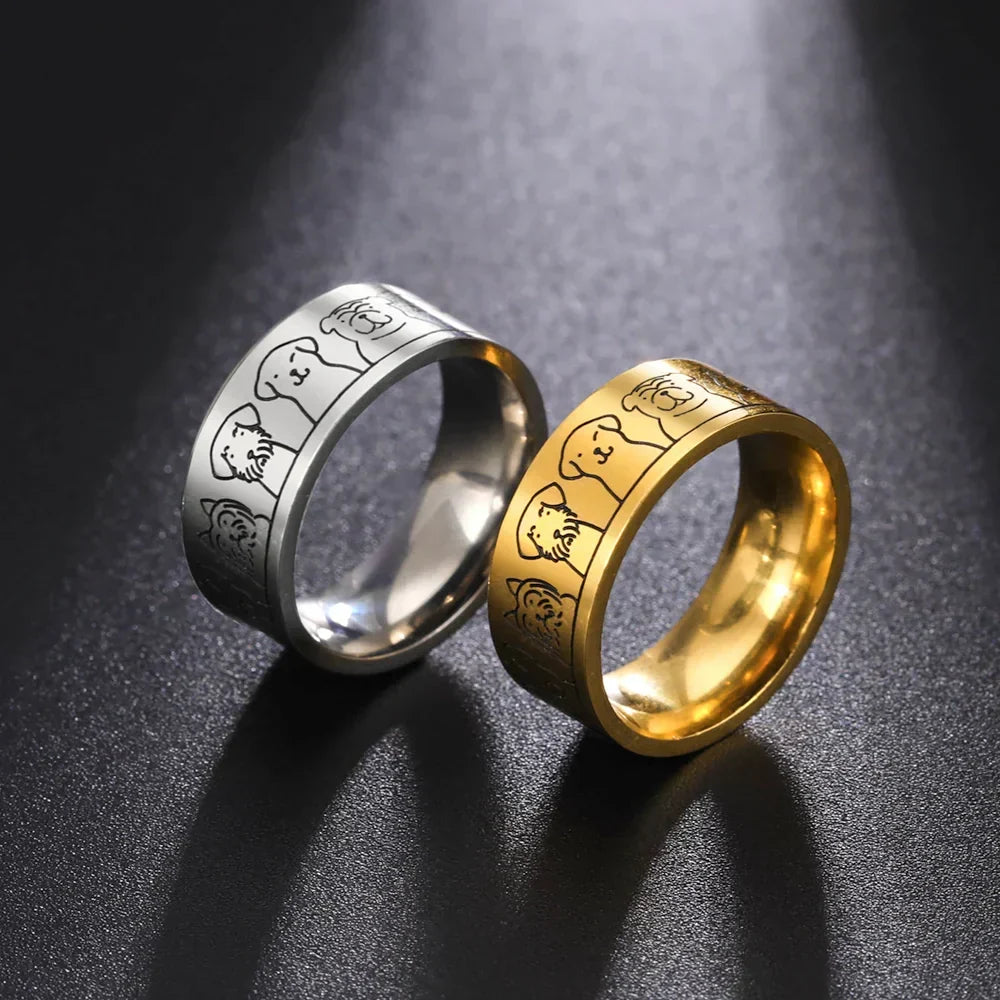 Breiter Ring aus Edelstahl mit Hundenmotiven