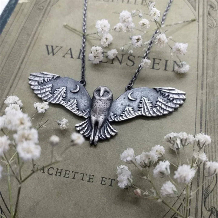 Vintage-Halskette mit Eule