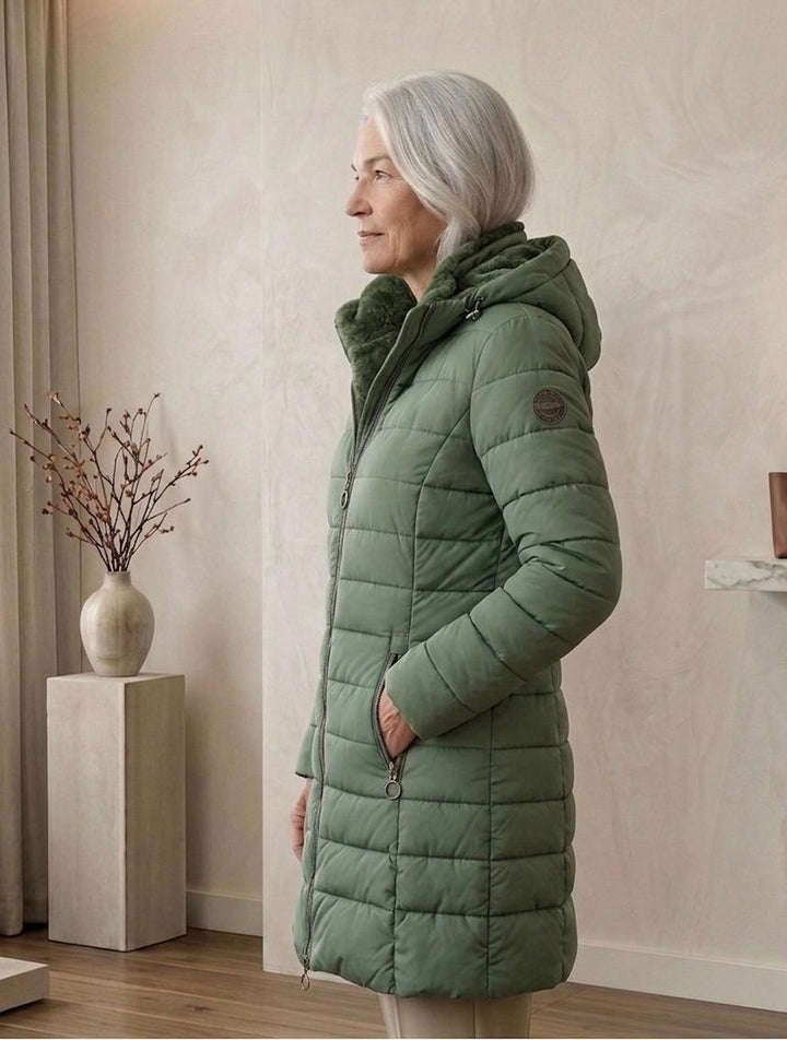 Olivia Stepp-Wintermantel in A-Linie