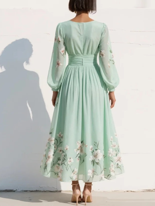 Lila – Elegantes Midikleid mit Blumenmuster