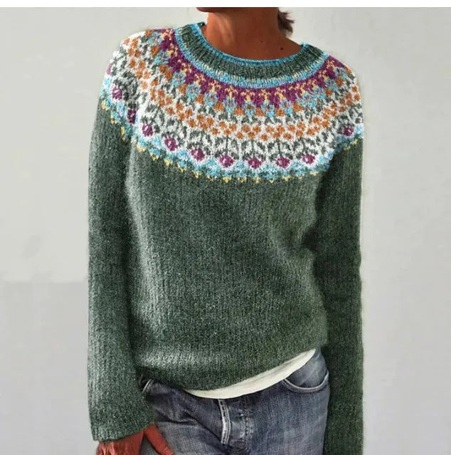 Gemusterter Winterpullover