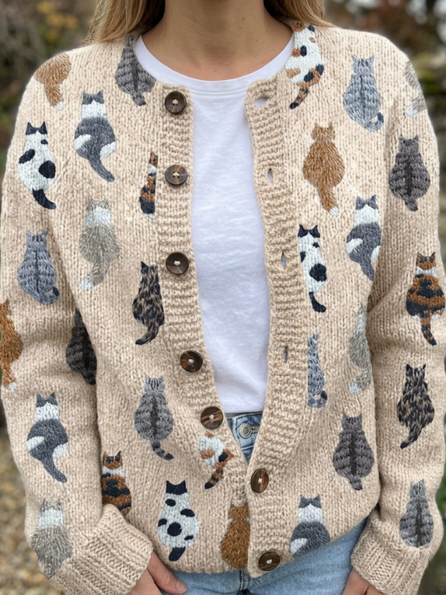 Kuschelige Strickjacke mit Katzen-Print und Knopfleiste
