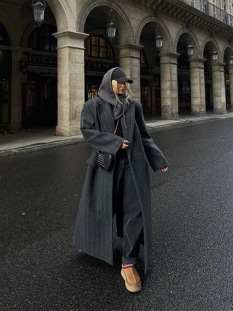 Stilvoller gestreifter Trenchcoat aus Wollmischung