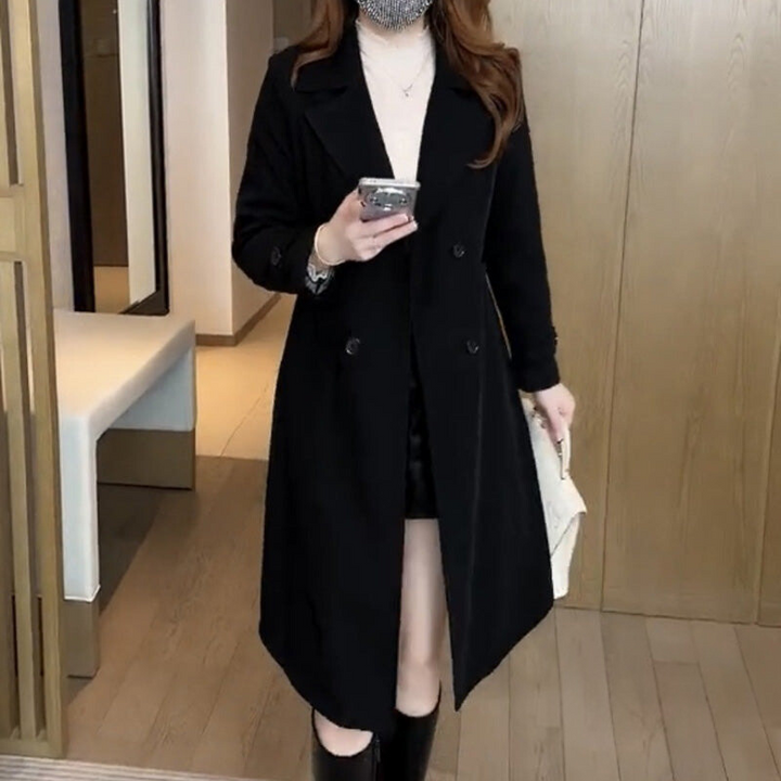 Stilvoller warmer Trenchcoat für jeden Anlass