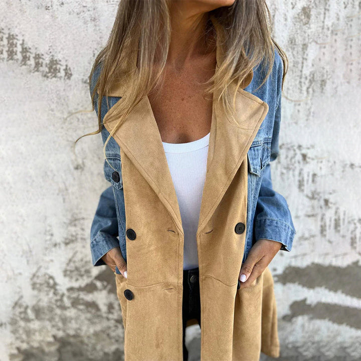 Stylischer mittellanger Trenchcoat mit Denim-Details