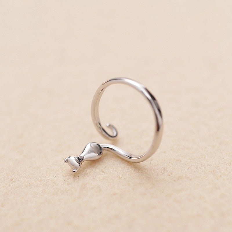 Wunderschöner Ring mit Katze aus Edelstahl