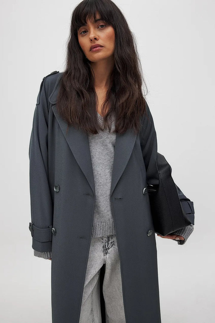 Zeitloser Trenchcoat für mühelosen Stil