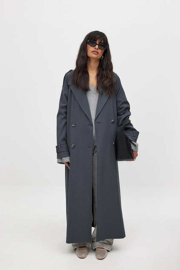 Zeitloser Trenchcoat für mühelosen Stil
