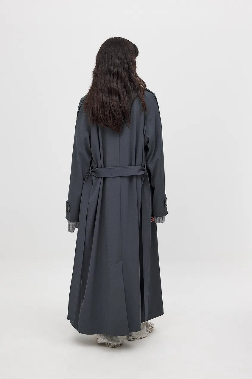 Zeitloser Trenchcoat für mühelosen Stil